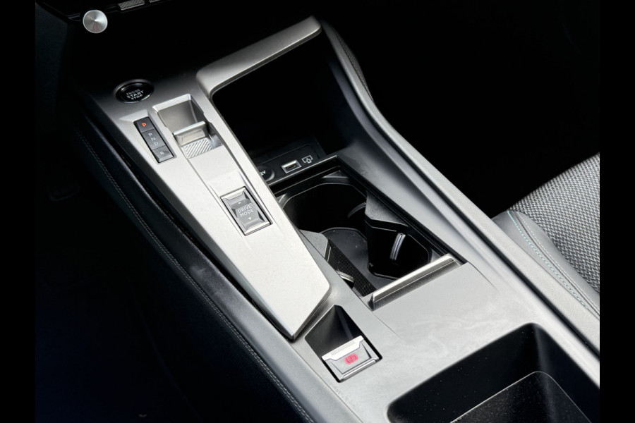 Peugeot 308 SW BWJ 11-2023 | 1.6 HYbrid 180 Allure Pack Bus. | TREKHAAK | LEDER/STOF | CAMERA | CARPLAY | NAVI | STOELVERW | CLIMA