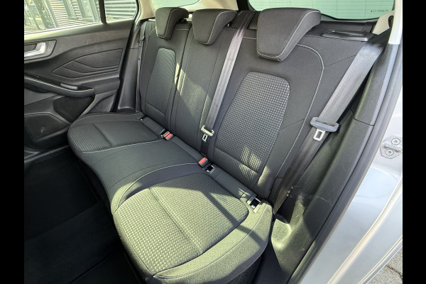 Ford FOCUS Wagon BWJ 2022 | 1.0T 126PK Hybrid Titanium | TREKHAAK | FULL LED | CLIMA | NAVI | PDC | CARPLAY | CRUISE | SPORTSTOELEN.