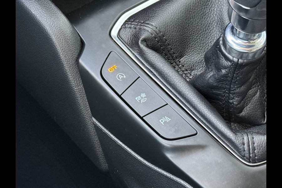 Ford FOCUS Wagon BWJ 2022 | 1.0T 126PK Hybrid Titanium | TREKHAAK | FULL LED | CLIMA | NAVI | PDC | CARPLAY | CRUISE | SPORTSTOELEN.