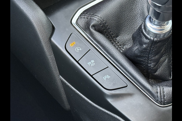 Ford FOCUS Wagon BWJ 2022 | 1.0T 126PK Hybrid Titanium | TREKHAAK | FULL LED | CLIMA | NAVI | PDC | CARPLAY | CRUISE | SPORTSTOELEN.