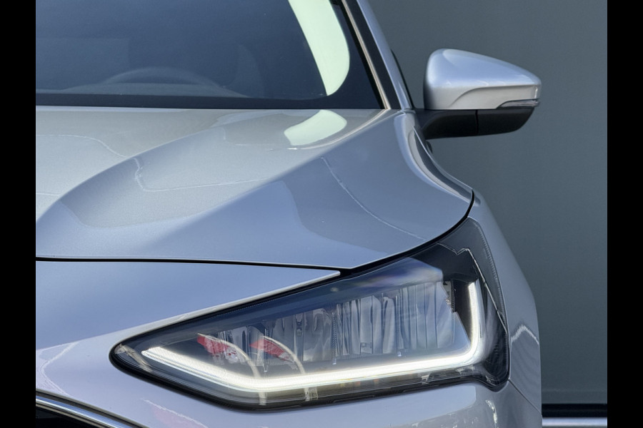 Ford FOCUS Wagon BWJ 2022 | 1.0T 126PK Hybrid Titanium | TREKHAAK | FULL LED | CLIMA | NAVI | PDC | CARPLAY | CRUISE | SPORTSTOELEN.