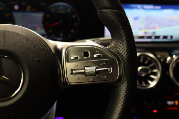 Mercedes-Benz A-Klasse 250 AMG EDITION PANO/BURM/STOELVER/360CAM/VOL