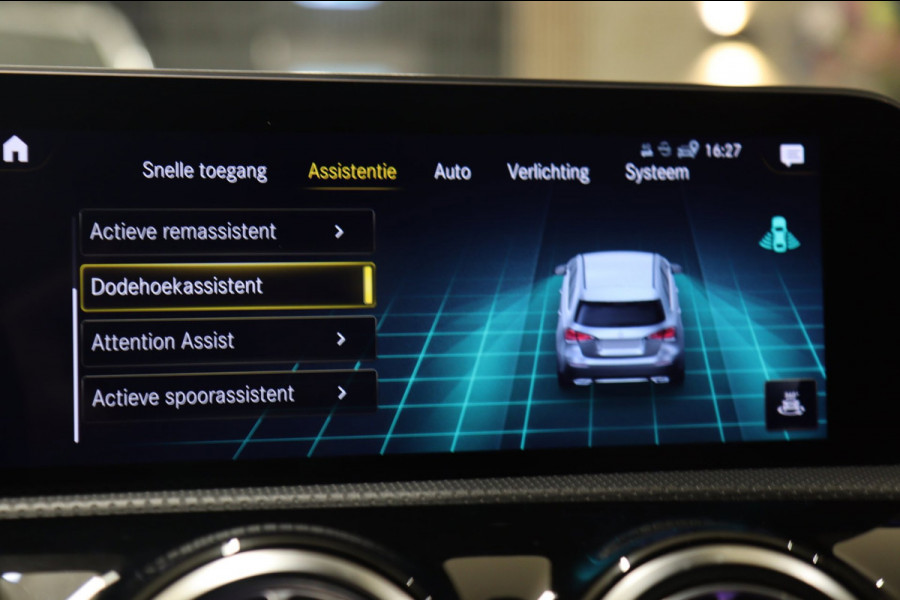 Mercedes-Benz A-Klasse 250 AMG EDITION PANO/BURM/STOELVER/360CAM/VOL