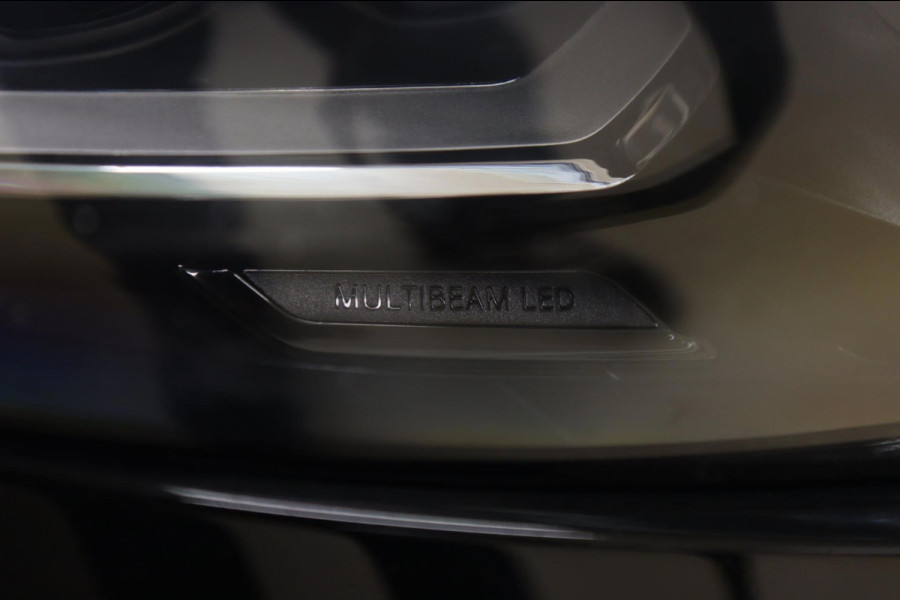 Mercedes-Benz A-Klasse 250 AMG EDITION PANO/BURM/STOELVER/360CAM/VOL