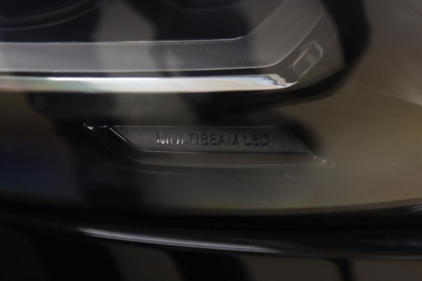 Mercedes-Benz A-Klasse 250 AMG EDITION PANO/BURM/STOELVER/360CAM/VOL