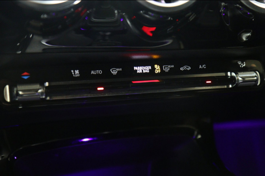 Mercedes-Benz A-Klasse 250 AMG EDITION PANO/BURM/STOELVER/360CAM/VOL