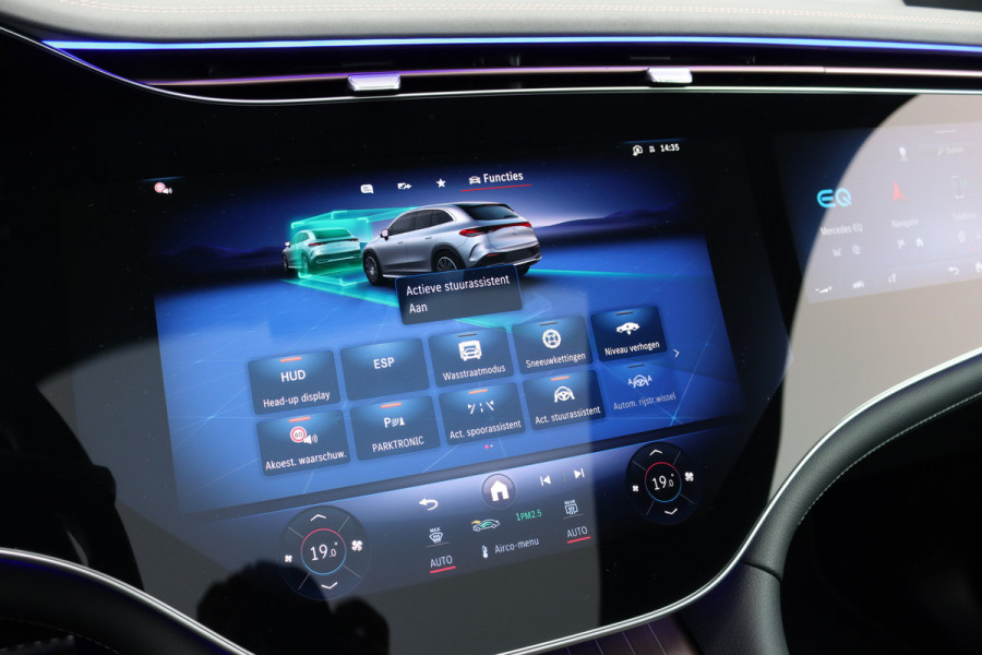 Mercedes-Benz EQE SUV 350+ AMG Line 96 kWh | Airmatic | Hyperscreen | Achterasbesturing | Distronic+ | Massage | Trekhaak | Burmester | HUD | Stoelventilatie | Verwarmd Stuurwiel | Digital Light | Leder | 22kW |