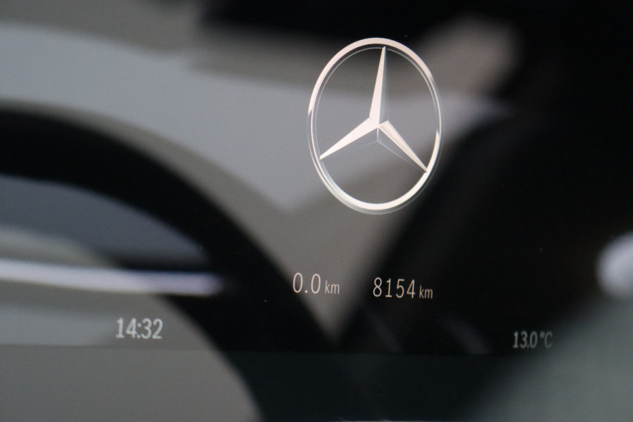 Mercedes-Benz EQE SUV 350+ AMG Line 96 kWh | Airmatic | Hyperscreen | Achterasbesturing | Distronic+ | Massage | Trekhaak | Burmester | HUD | Stoelventilatie | Verwarmd Stuurwiel | Digital Light | Leder | 22kW |