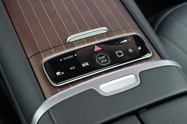 Mercedes-Benz EQE SUV 350+ AMG Line 96 kWh | Airmatic | Hyperscreen | Achterasbesturing | Distronic+ | Massage | Trekhaak | Burmester | HUD | Stoelventilatie | Verwarmd Stuurwiel | Digital Light | Leder | 22kW |