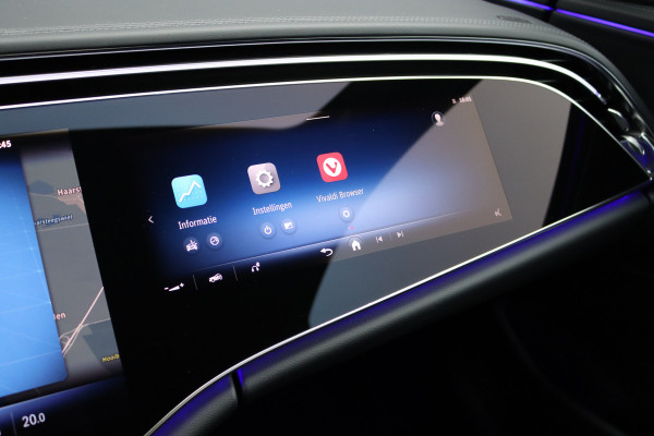 Mercedes-Benz E-Klasse 220 d AMG Line | Hyperscreen | Distronic | Memory | Surround Camera | Keyless Go | Verwarmd Stuurwiel | Digital Light | Nightpakket | Dodehoekassistent |