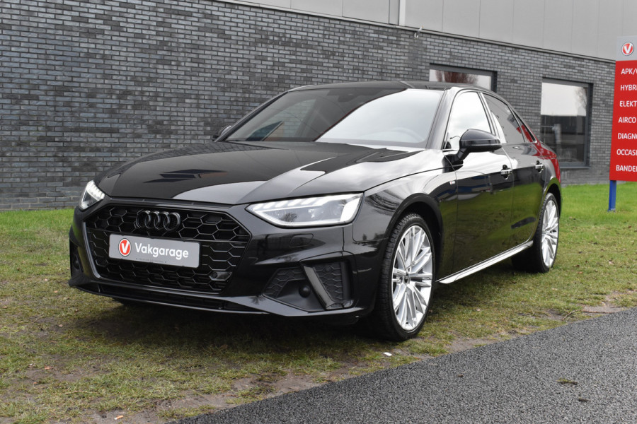 Audi A4 Limousine 35 TFSI S-line 2.0 Mild Hybrid S-line black edition Automaat Leder interieur