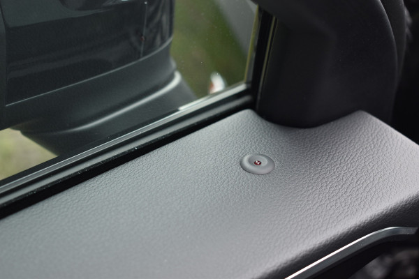 Audi A4 Limousine 35 TFSI S-line 2.0 Mild Hybrid S-line black edition Automaat Leder interieur