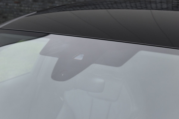 Audi A4 Limousine 35 TFSI S-line 2.0 Mild Hybrid S-line black edition Automaat Leder interieur