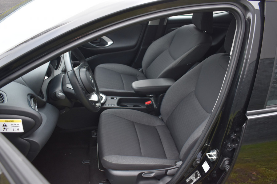 Mazda 2 Hybrid 1.5 Pure Hybride zwart Automaat stoelverwarming Carplay