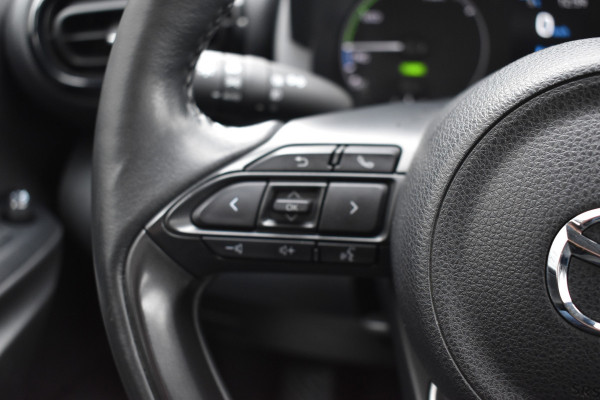 Mazda 2 Hybrid 1.5 Pure Hybride automaat grijs stoelverwarming Carplay