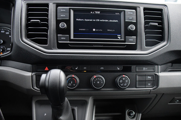 Volkswagen Crafter 30 2.0 TDI L3H3 PB Edition Camera, Carplay, Stoelverwarming, Sensoren, 140pk, Automaat, multimedia, Uniek!
