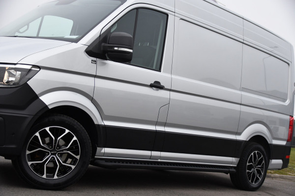 Volkswagen Crafter 30 2.0 TDI L3H3 PB Edition Camera, Carplay, Stoelverwarming, Sensoren, 140pk, Automaat, multimedia, Uniek!