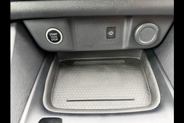 Nissan QASHQAI 1.3 MHEV Acenta 158 Pk Automaat / Navi Carplay / Climate / Camera / Trekhaak.