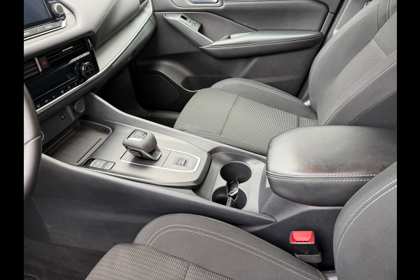 Nissan QASHQAI 1.3 MHEV Acenta 158 Pk Automaat / Navi Carplay / Climate / Camera / Trekhaak.