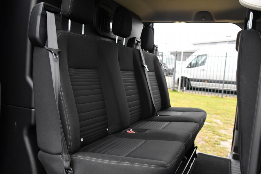Ford Transit Custom 300 2.0 TDCI L2H1 DC Limited Black Edition Camera, Cruise, Carplay, Stoelverwarming, 170pk, 2 x Schuifdeur, Automaat, Uniek!