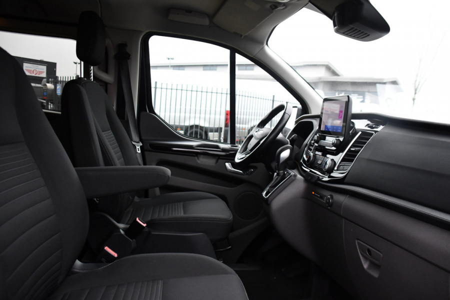 Ford Transit Custom 300 2.0 TDCI L2H1 DC Limited Black Edition Camera, Cruise, Carplay, Stoelverwarming, 170pk, 2 x Schuifdeur, Automaat, Uniek!