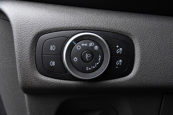 Ford Transit Custom 300 2.0 TDCI L2H1 DC Limited Black Edition Camera, Cruise, Carplay, Stoelverwarming, 170pk, 2 x Schuifdeur, Automaat, Uniek!