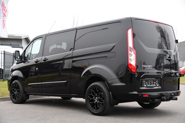 Ford Transit Custom 300 2.0 TDCI L2H1 Limited DC Black Edition Camera, Cruise, Carplay, 170pk, 2 x Schuifdeur, Stoelverwarming, Automaat, Sensoren, Uniek!
