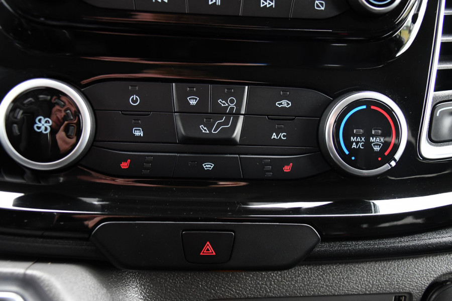 Ford Transit Custom 300 2.0 TDCI L2H1 Limited DC Black Edition Camera, Cruise, Carplay, 170pk, 2 x Schuifdeur, Stoelverwarming, Automaat, Sensoren, Uniek!