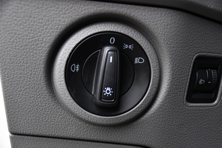 MAN TGE 3.140 35 2.0 L3H3 PB Edition Camera, Cruise, Carplay, 140pk, Automaat, Stoelverwarming, NAVI, Multimedia, Uniek!