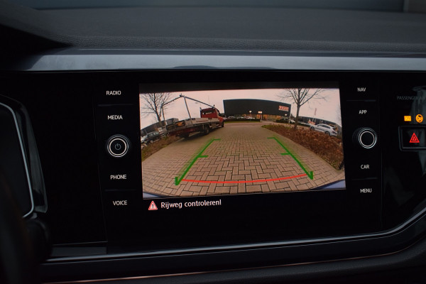 Volkswagen Polo 1.5 TSI 150pk DSG R-line | Camera | LED | Beats | 17"