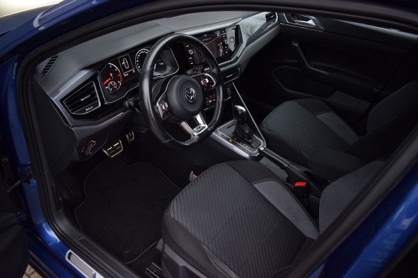 Volkswagen Polo 1.5 TSI 150pk DSG R-line | Camera | LED | Beats | 17"