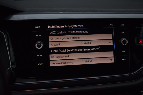 Volkswagen Polo 1.5 TSI 150pk DSG R-line | Camera | LED | Beats | 17"