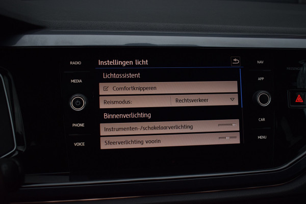 Volkswagen Polo 1.5 TSI 150pk DSG R-line | Camera | LED | Beats | 17"