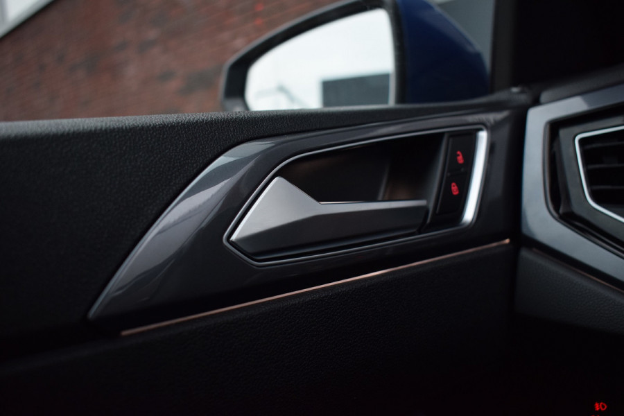 Volkswagen Polo 1.5 TSI 150pk DSG R-line | Camera | LED | Beats | 17"