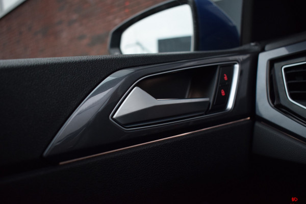 Volkswagen Polo 1.5 TSI 150pk DSG R-line | Camera | LED | Beats | 17"