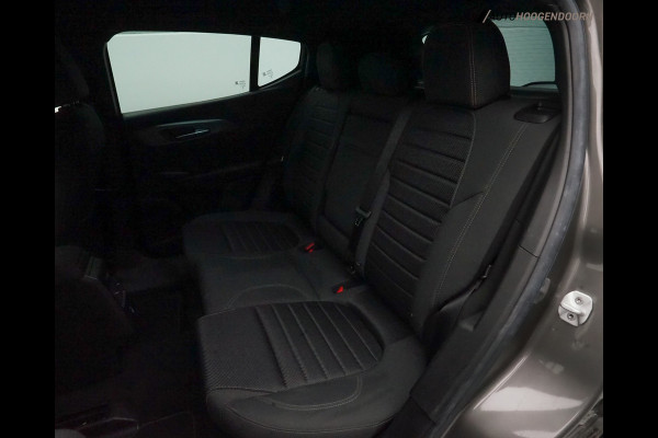 Alfa Romeo Tonale 1.3T PHEV Ti (LED,KEYLESS,SFEERVERLICHTING,APPLE CARPLAY,COMFORT-STOELEN,CAMERA)