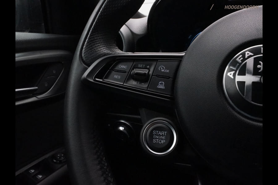Alfa Romeo Tonale 1.3T PHEV Ti (LED,KEYLESS,SFEERVERLICHTING,APPLE CARPLAY,COMFORT-STOELEN,CAMERA)