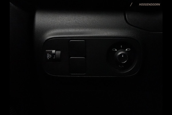 Citroën C3 1.2 PureTech Business (APPLE CARPLAY,LANE ASSIST,PARKEERSENSOREN,CRUISE,NAVIGATIE,NIEUWE APK,TOPCONDITIE)
