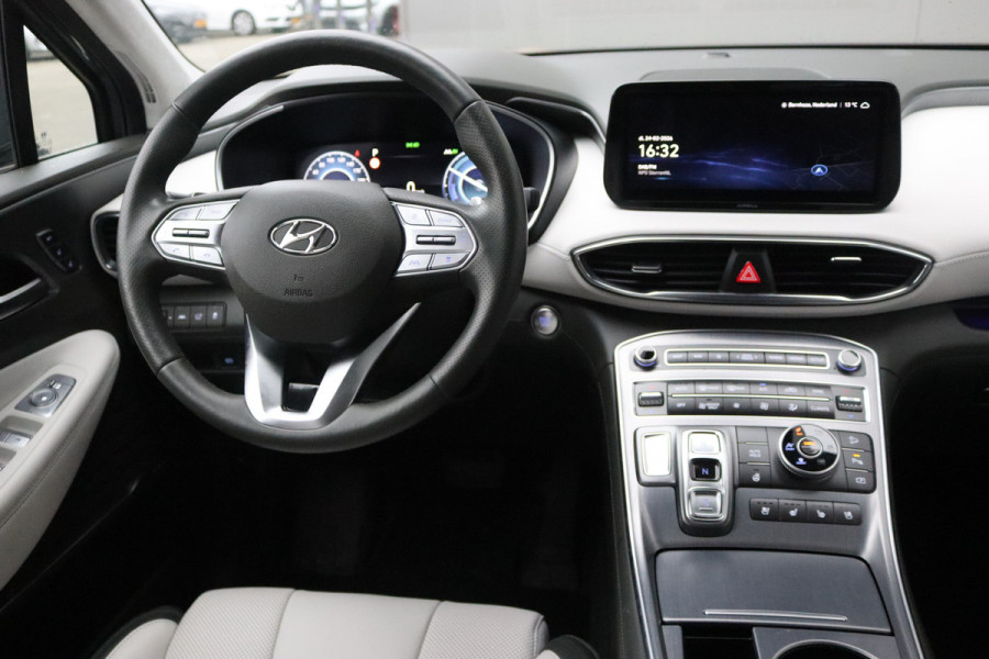 Hyundai Santa Fe 1.6 T-GDI HEV Premium Sky Open-dak/Trekhaak/Winter-pack/Memory-stoel/360-camera