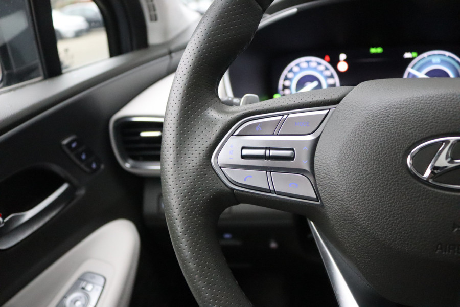 Hyundai Santa Fe 1.6 T-GDI HEV Premium Sky Open-dak/Trekhaak/Winter-pack/Memory-stoel/360-camera