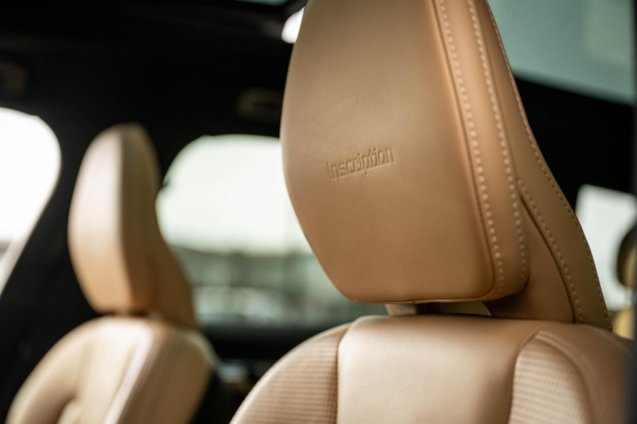 Volvo V60 2.0 T6 AWD Inscription 310pk Massage B&W Trekhaak