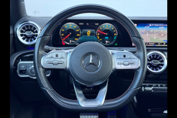 Mercedes-Benz A-Klasse 250 e AMG 45s Pano/Sfeer/AppleCar/Camera