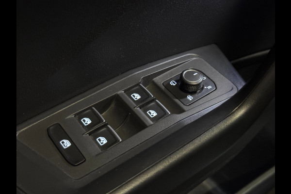 Volkswagen T-Roc 2.0 TSI 4Motion R-line | PANO | VIRTUAL | BEATS | VOL!