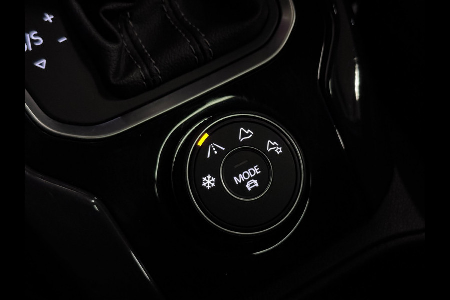 Volkswagen T-Roc 2.0 TSI 4Motion R-line | PANO | VIRTUAL | BEATS | VOL!