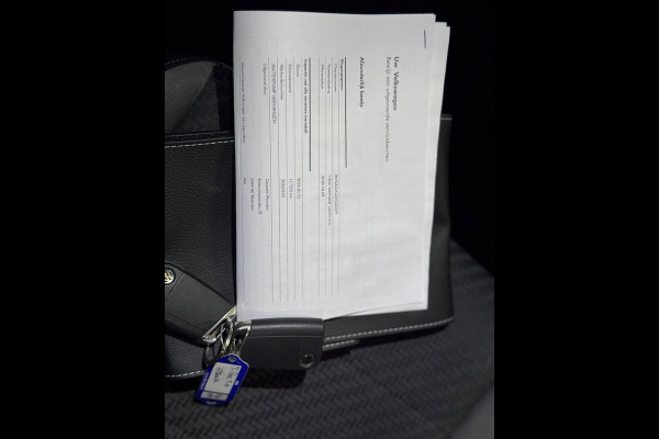 Volkswagen T-Roc 2.0 TSI 4Motion R-line | PANO | VIRTUAL | BEATS | VOL!