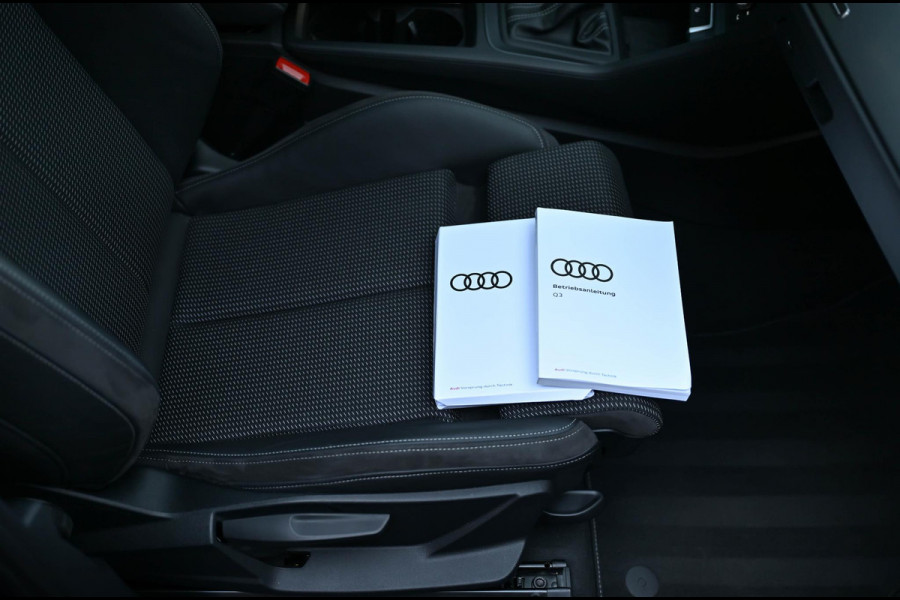 Audi Q3 45 TFSI e S-line INDIVIDUAL Audi Exclusive Lak