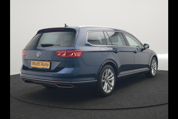 Volkswagen Passat Variant 1.4 TSI GTE Business Plug In Hybrid 218pk Dealer O.H. PHEV | Adaptive Cruise | Head Up | 360 Camera | Lederen Sportstoelen Massage & Memory | Sfeerverlichting | Stoelen & Stuur Verwarmd | Keyless | Blis | Virtual | Navigatie | DAB |