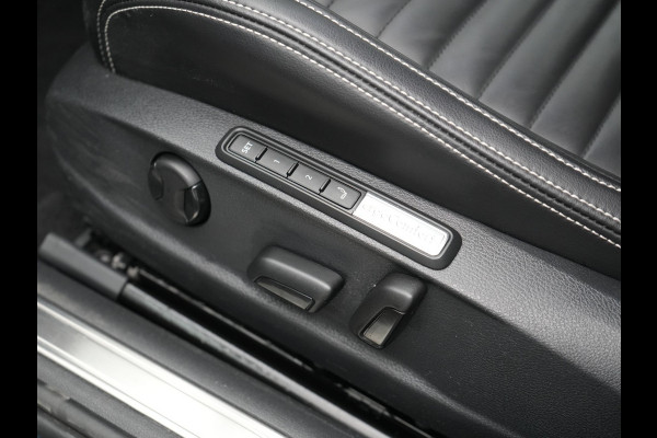 Volkswagen Passat Variant 1.4 TSI GTE Business Plug In Hybrid 218pk Dealer O.H. PHEV | Adaptive Cruise | Head Up | 360 Camera | Lederen Sportstoelen Massage & Memory | Sfeerverlichting | Stoelen & Stuur Verwarmd | Keyless | Blis | Virtual | Navigatie | DAB |