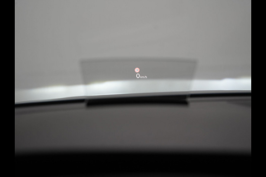 Volkswagen Passat Variant 1.4 TSI GTE Business Plug In Hybrid 218pk Dealer O.H. PHEV | Adaptive Cruise | Head Up | 360 Camera | Lederen Sportstoelen Massage & Memory | Sfeerverlichting | Stoelen & Stuur Verwarmd | Keyless | Blis | Virtual | Navigatie | DAB |