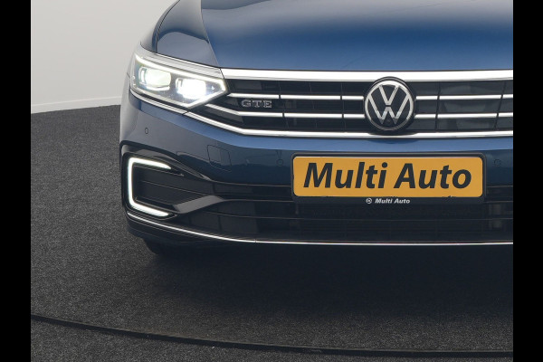Volkswagen Passat Variant 1.4 TSI GTE Business Plug In Hybrid 218pk Dealer O.H. PHEV | Adaptive Cruise | Head Up | 360 Camera | Lederen Sportstoelen Massage & Memory | Sfeerverlichting | Stoelen & Stuur Verwarmd | Keyless | Blis | Virtual | Navigatie | DAB |